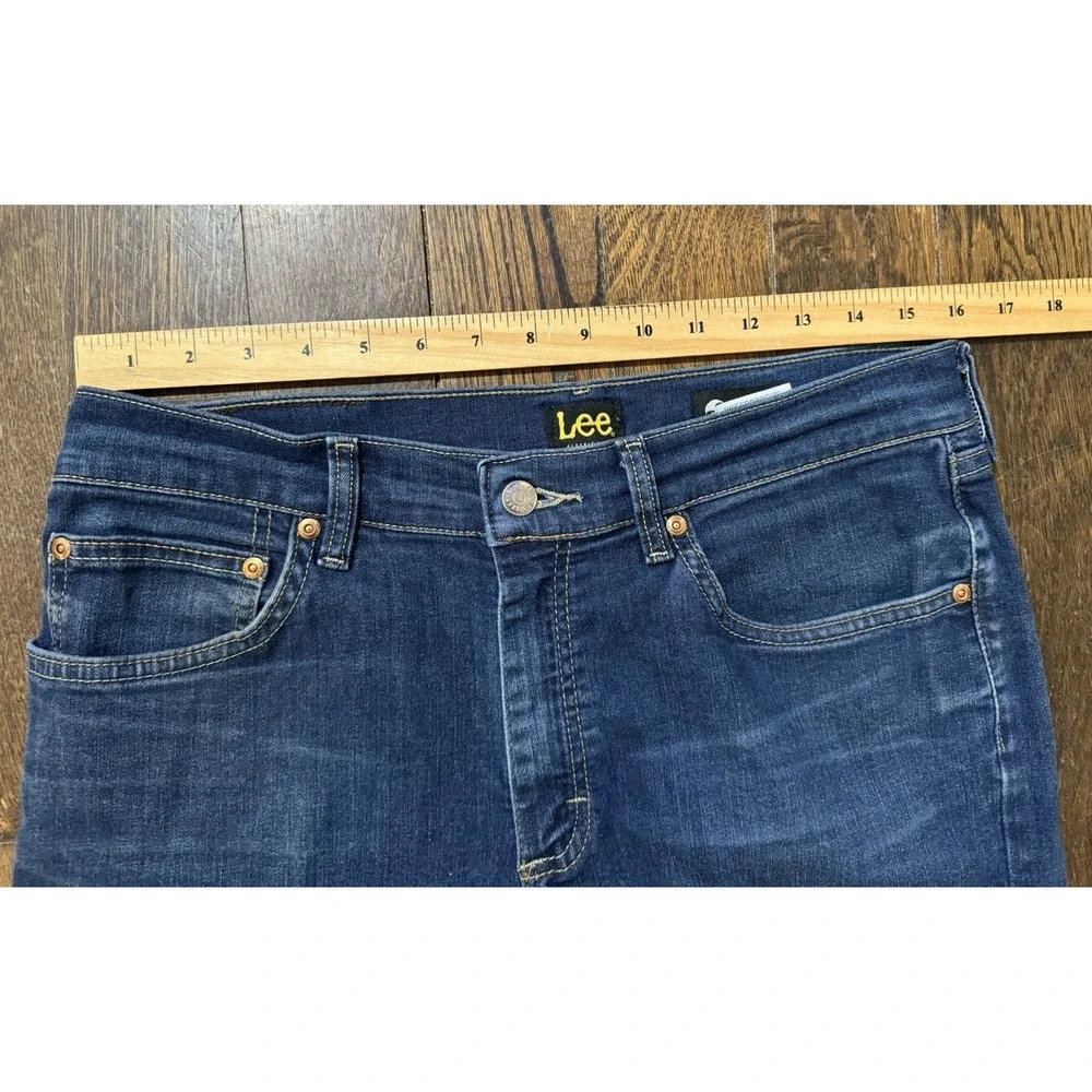 Lee Classic Fit Straight Leg Jeans Mens 32x30 Blue Excellent‎ Mid Rise Stretch